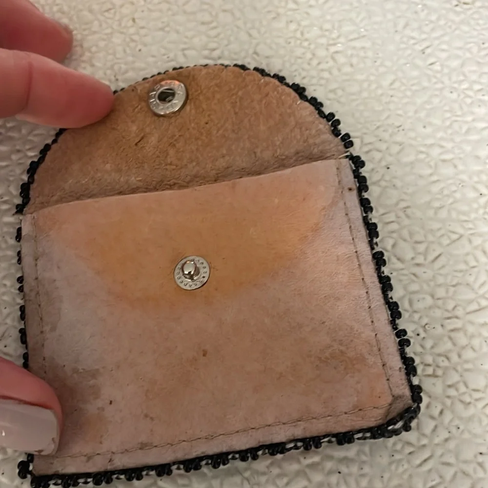 Vintage Tribal Native American Beaded Leather coin purse - Picture 3 of 3